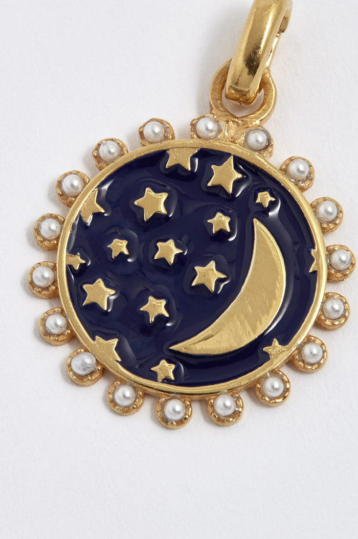 Notturna Charm