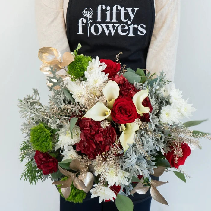 Hoiday Mix Centerpiece Apron - Image