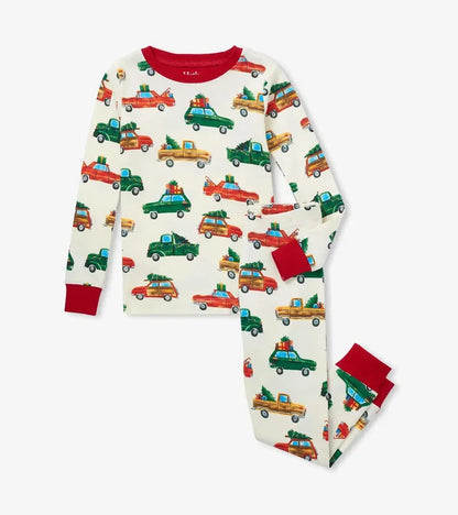 Hatley boys Christmas Cars organic cotton pajama set in Ivory/Red with long sleeves and matching pants.