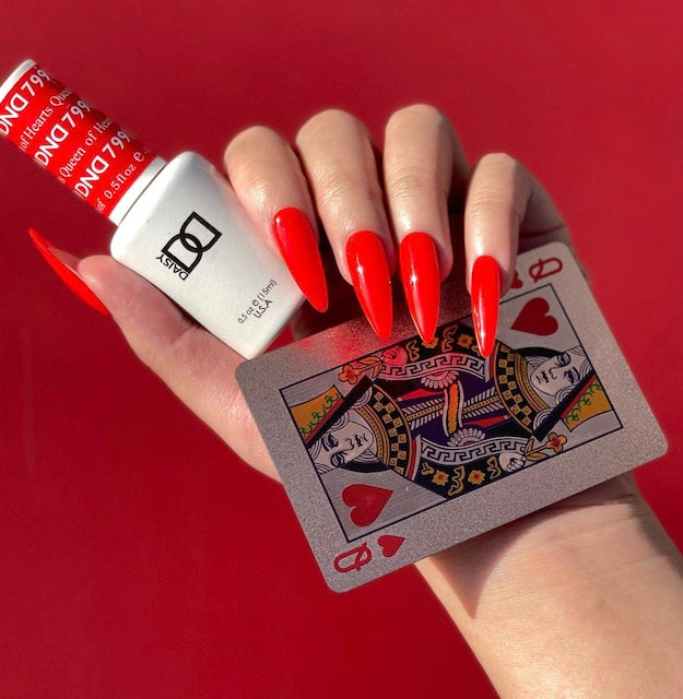 DND Gel Nail Polish Duo 799 - Queen of Hearts