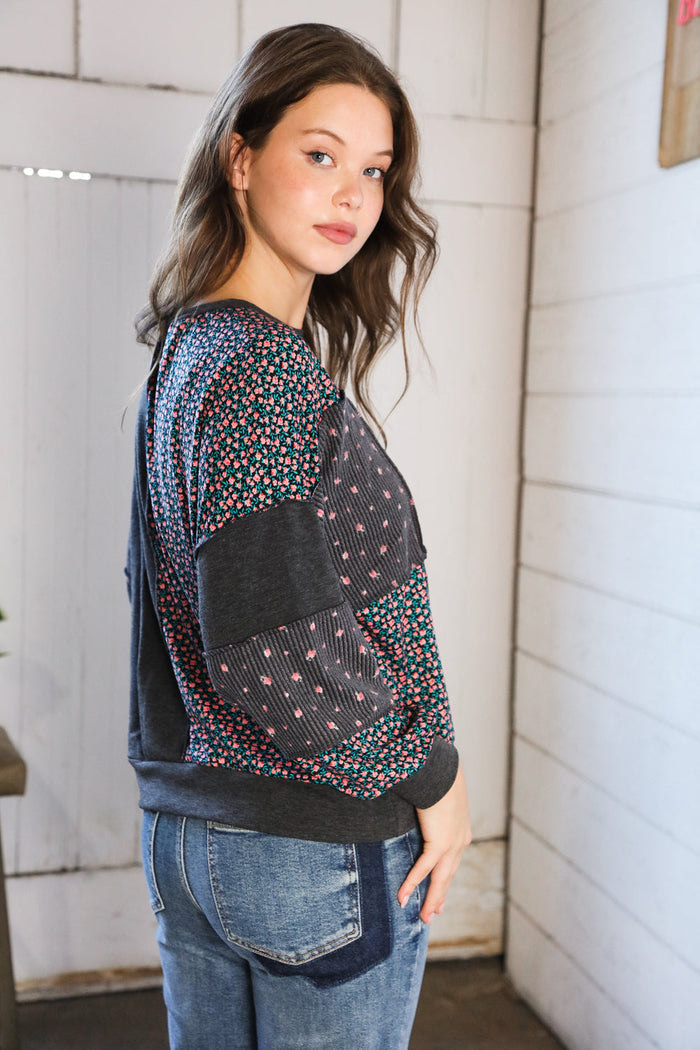 Lazy Daisies Charcoal Pullover