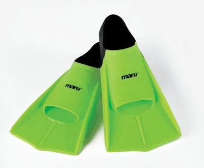 Green Maru Training Fins for children, size UK 12.5, designed to improve swimming skills with lightweight, flexible fins.