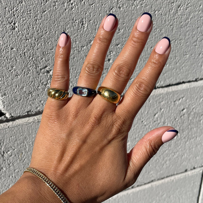 OMG Classic French Press-Ons | Round | Extra Short with pale pink base and deep navy tips on short round false nails manicure