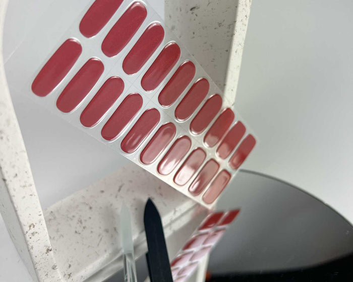 Semi-cured Gel Nail Wraps - Crimson cats eye