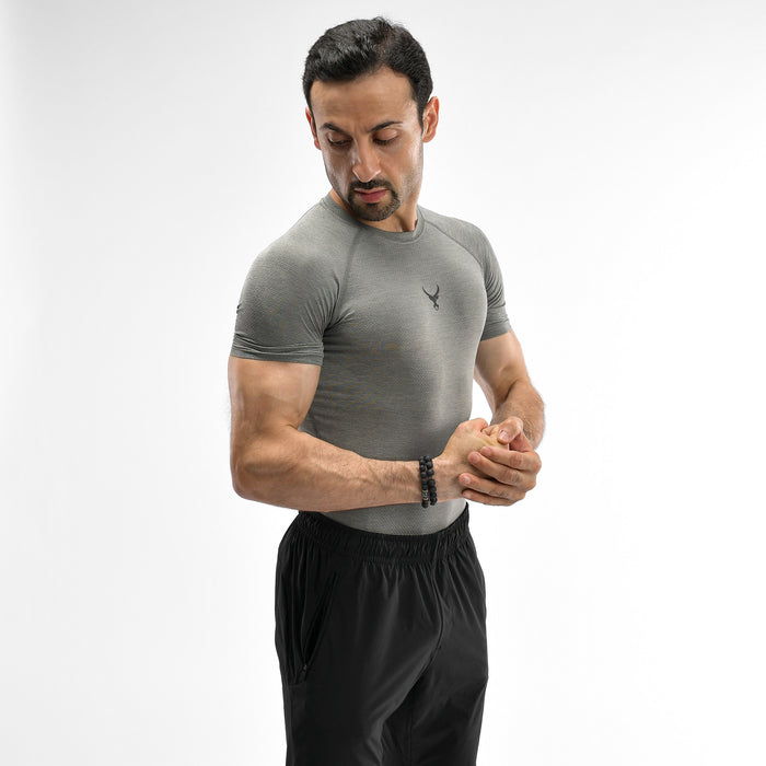 Skyn Compression Shirt - IRONGEAR Fitness