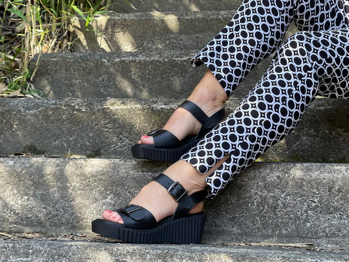 Spanish women's sandals made from quality leathers. Comfortable wedge summer sandals in off black.
