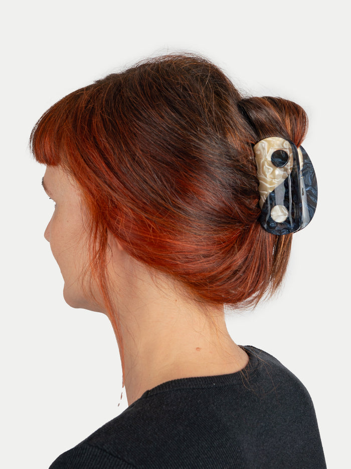 YinYang Eco Hair Claw | Black & White-Image 2